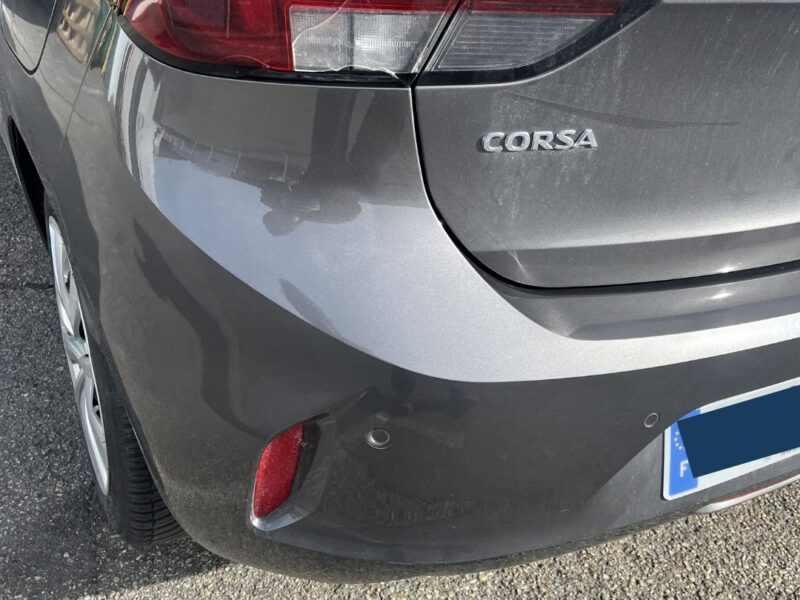 Travaux de carrosserie à domicile : rayures, petits chocs et peinture