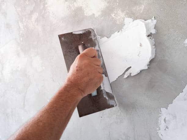 Vous recherchez un peintre à Andrézieux-Bouthéon (42160) Découvrez les travaux de peinture intérieure, extérieure, ravalement de façade et rénovation réalisés par des artisans qualifiés dans la Loire (42)