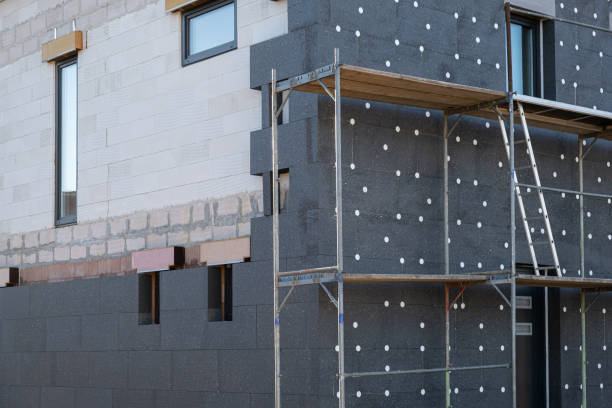 Isolation thermique par l'extérieur réalisée pour améliorer le confort et les performances énergétiques d'une maison